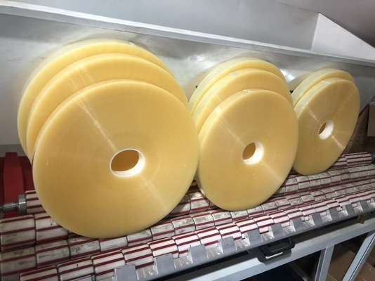 Su geçirmez Şeffaf BOPP Jumbo Rulo Şeffaf Kendinden Yapışkanlı Bant